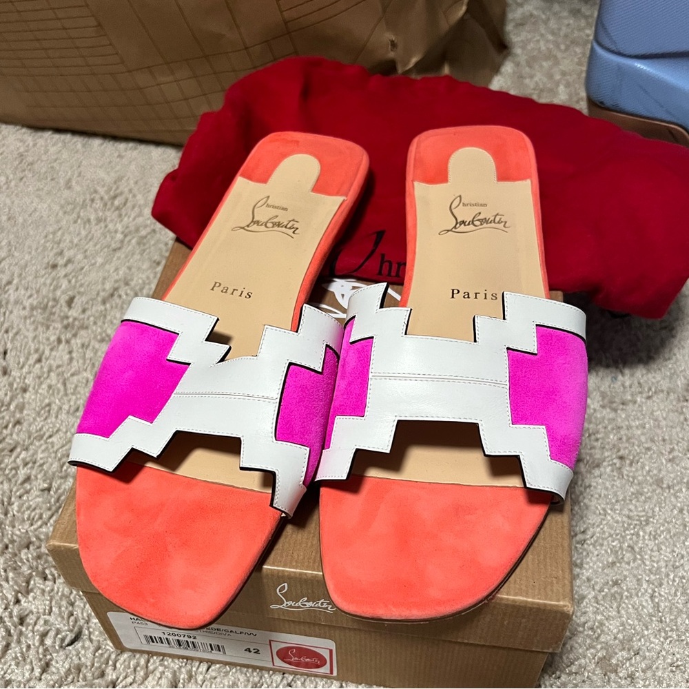CHRISTIAN LOUBOUTIN - Hao Flat Mule